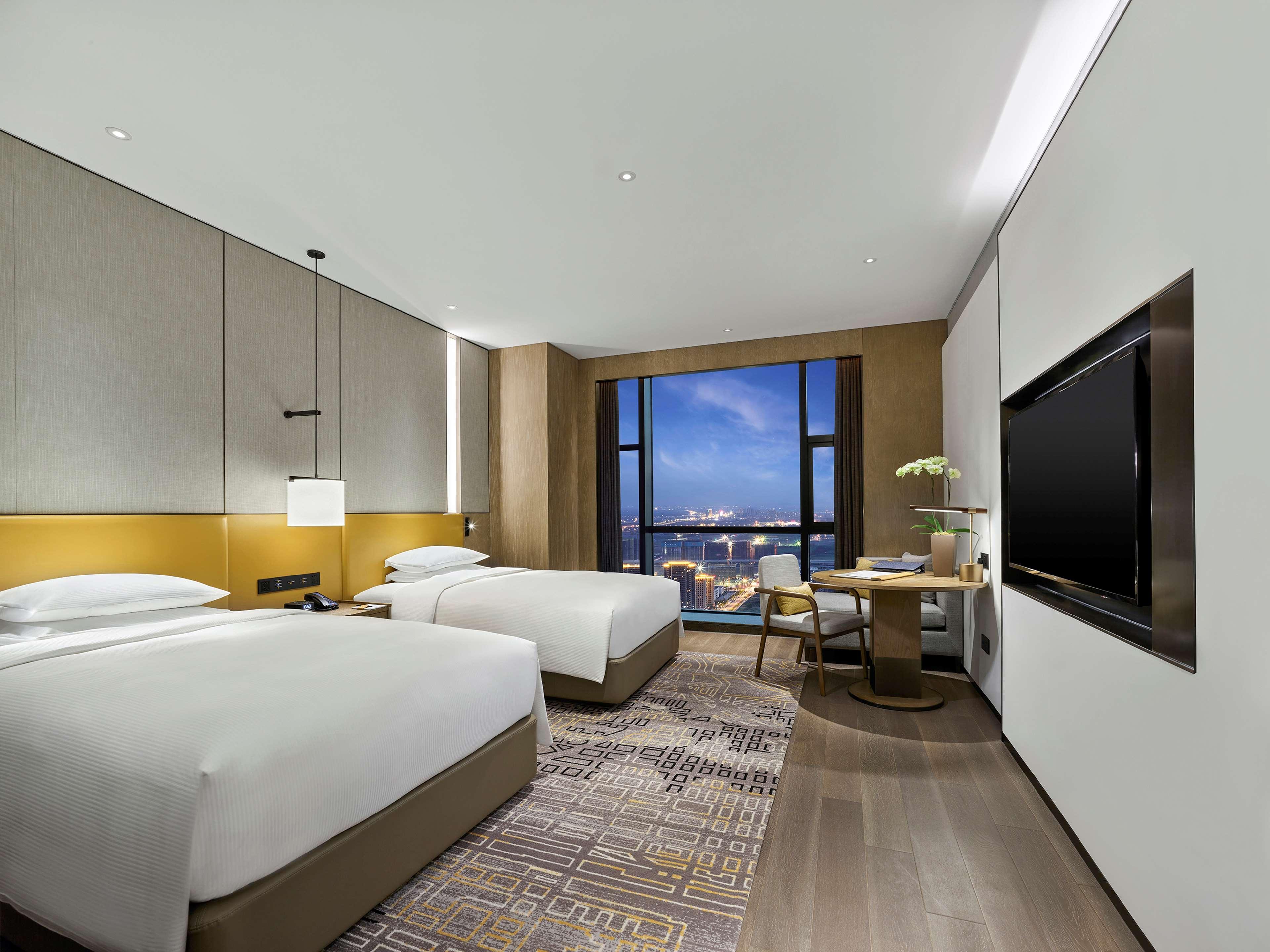 Hilton Jiaxing Hotel Exterior photo