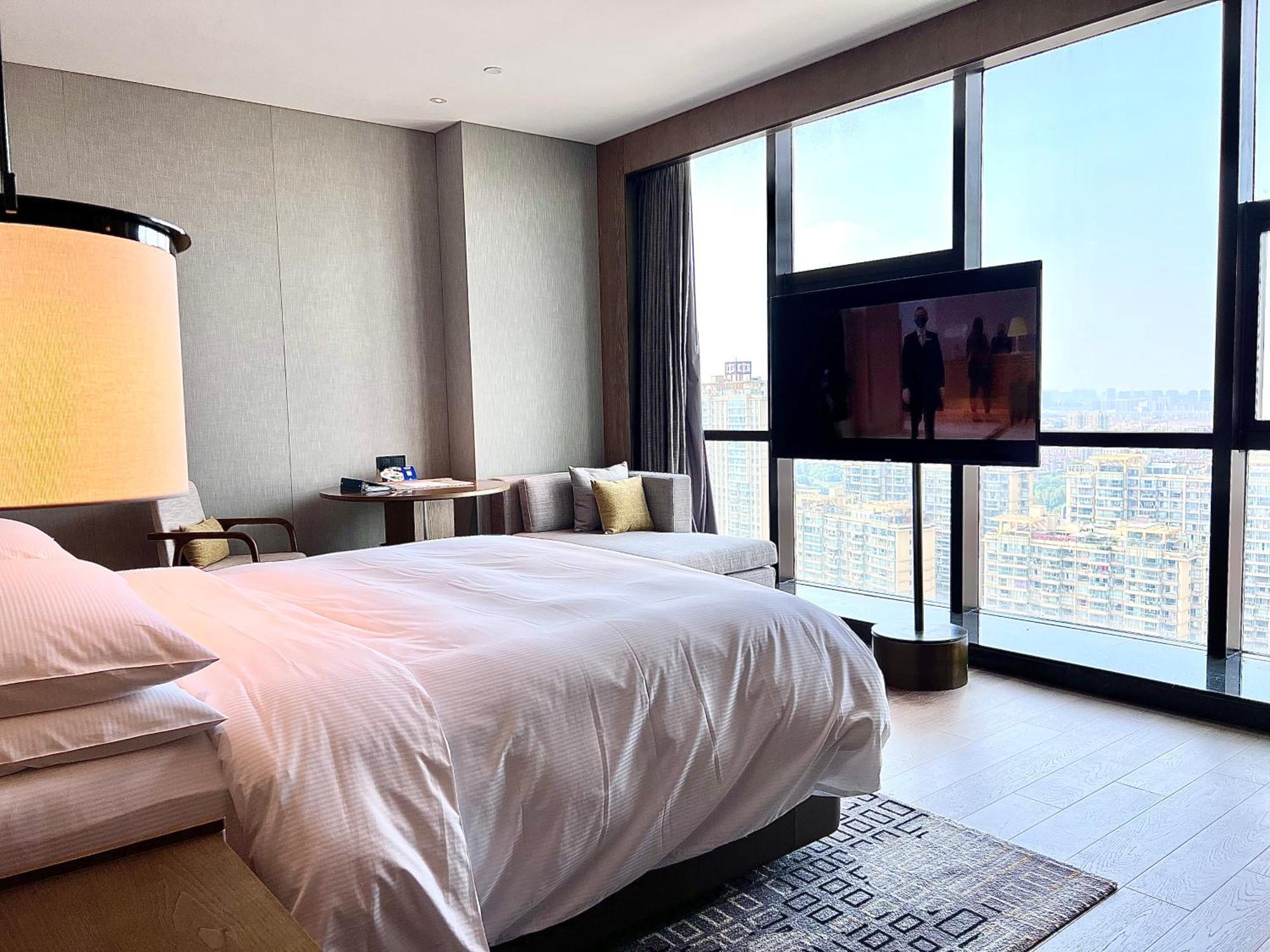 Hilton Jiaxing Hotel Exterior photo