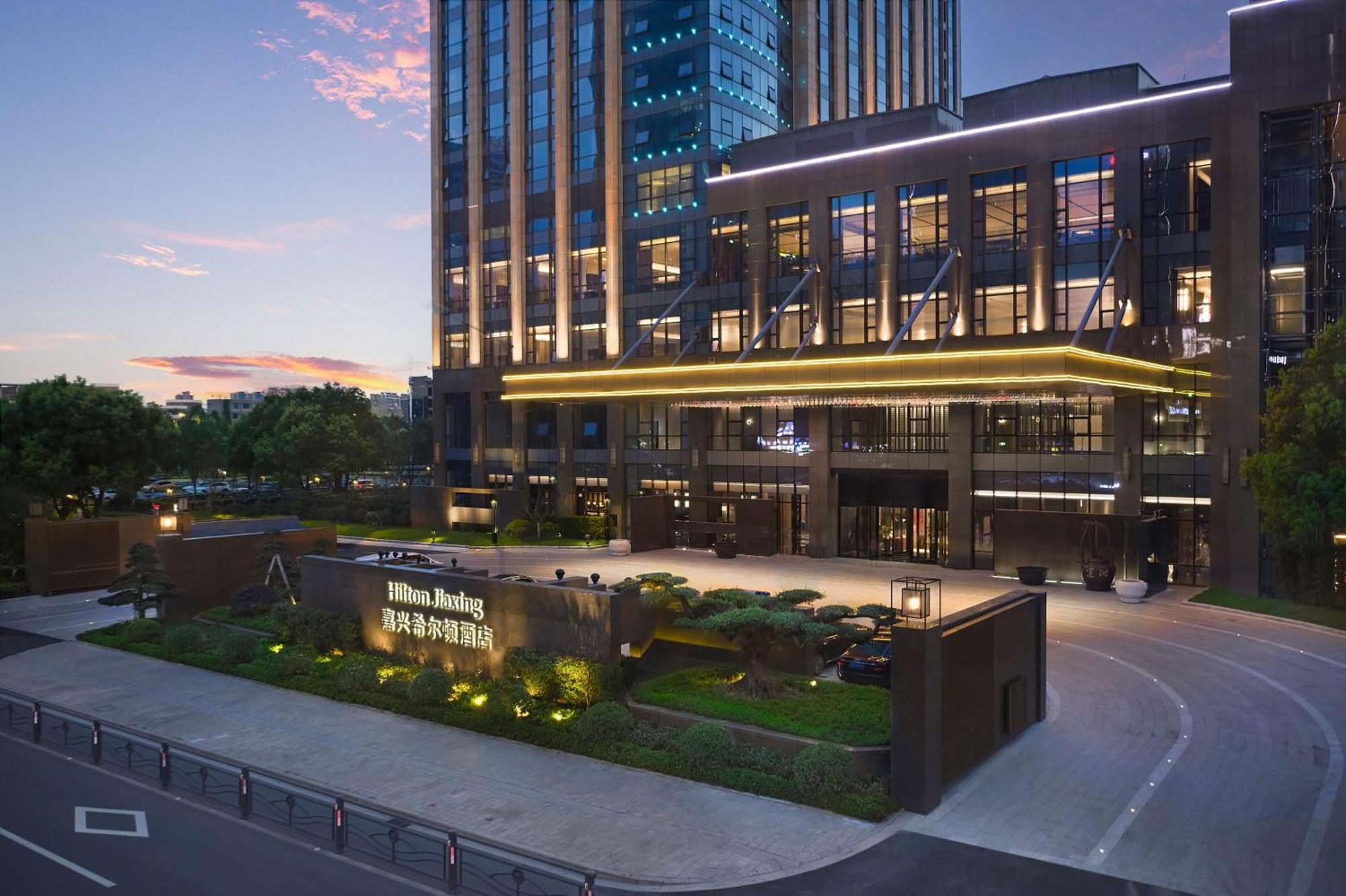 Hilton Jiaxing Hotel Exterior photo